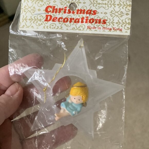 NIP Vintage Acrylic Lil Boy Angel Riding on Star Christmas Ornament Hong Kong - Picture 5 of 6